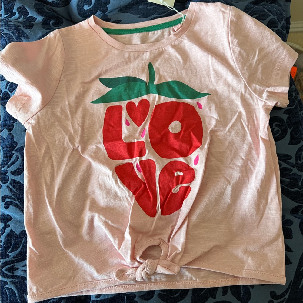 Mini Boden tie front slub jersey tee with “ Love Strawberry” graphic. NWT
